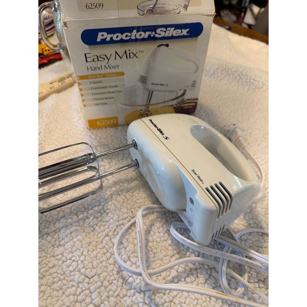 Proctor Silex Easy‎ Mix Hand Mixer 62509 White 5 Speed 100W Vintage with Box